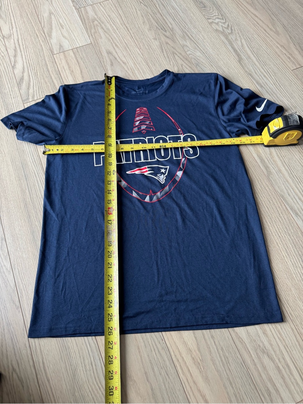 Nike Men’s Navy Patriots Graphic Short Sleeve Tee